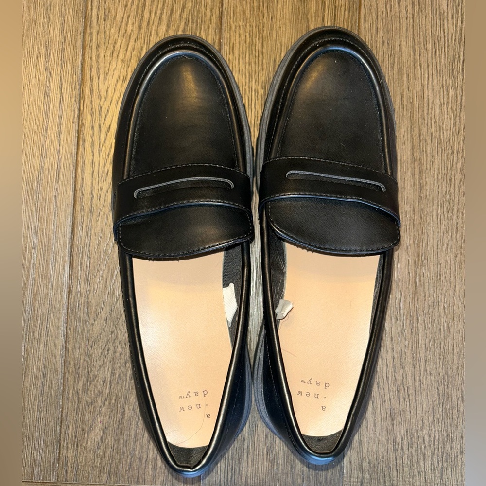 Target size 10 loafers